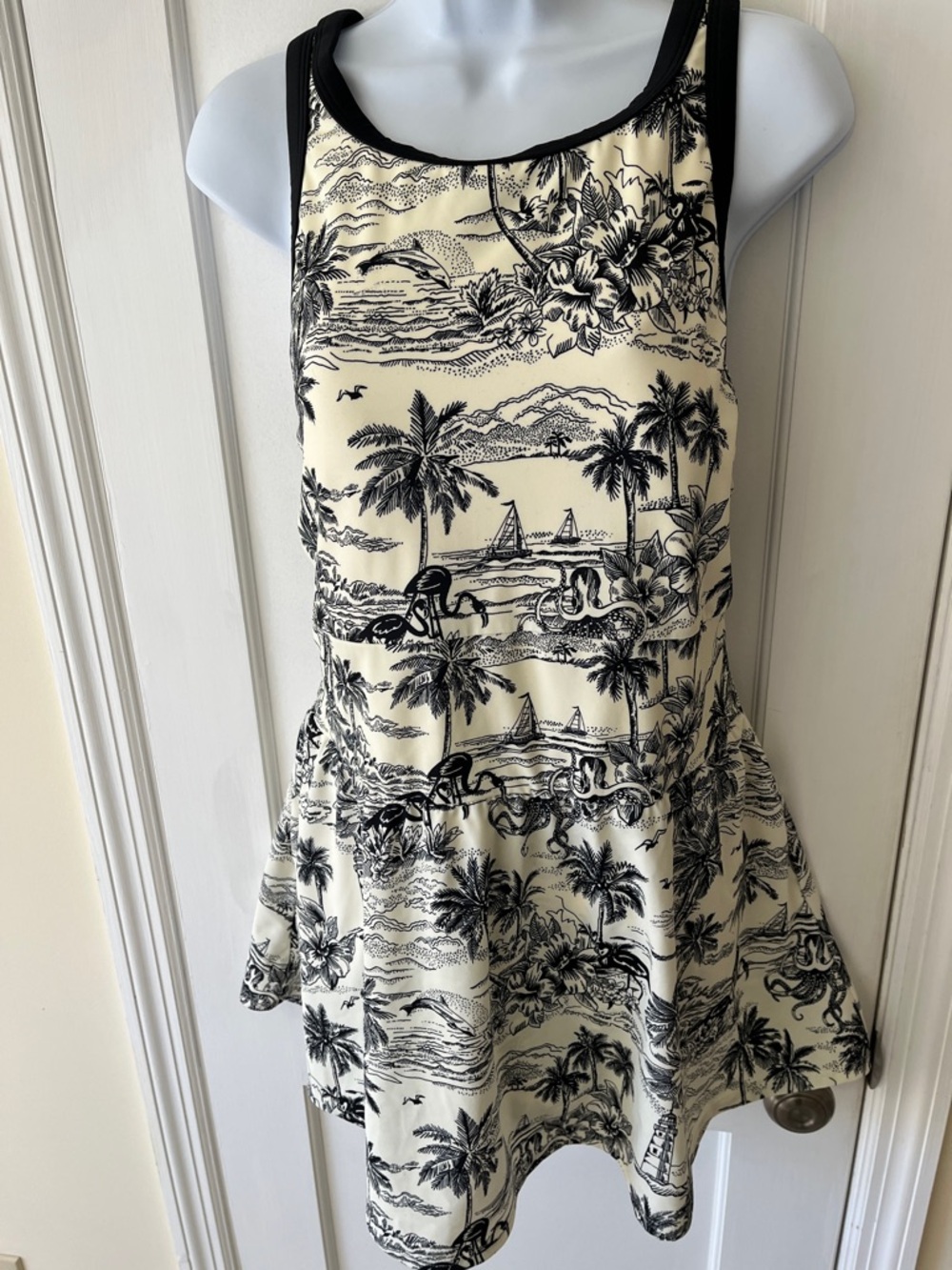 NWOT Lands' End Skirted Tugless High Neck Swim Dress 1 Piece Print 18W Support - Picture 6 of 17